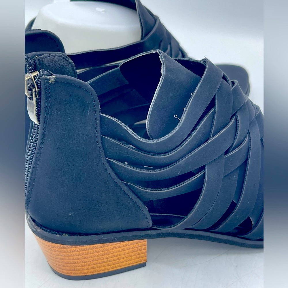BRAND NEW MESH SHOES WITH ZIPPER IN BACK - Picture 11 of 14